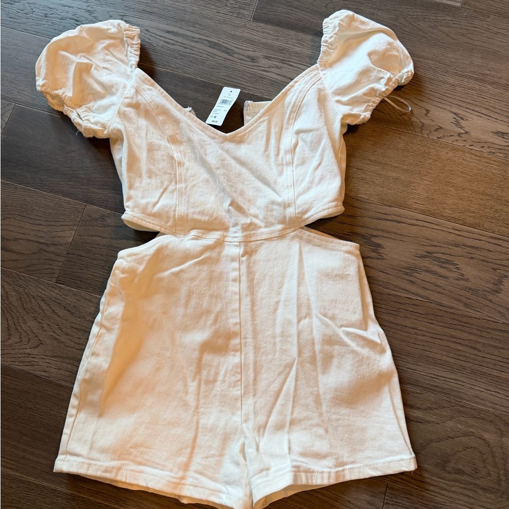 Windsor White Puff Sleeve Romper